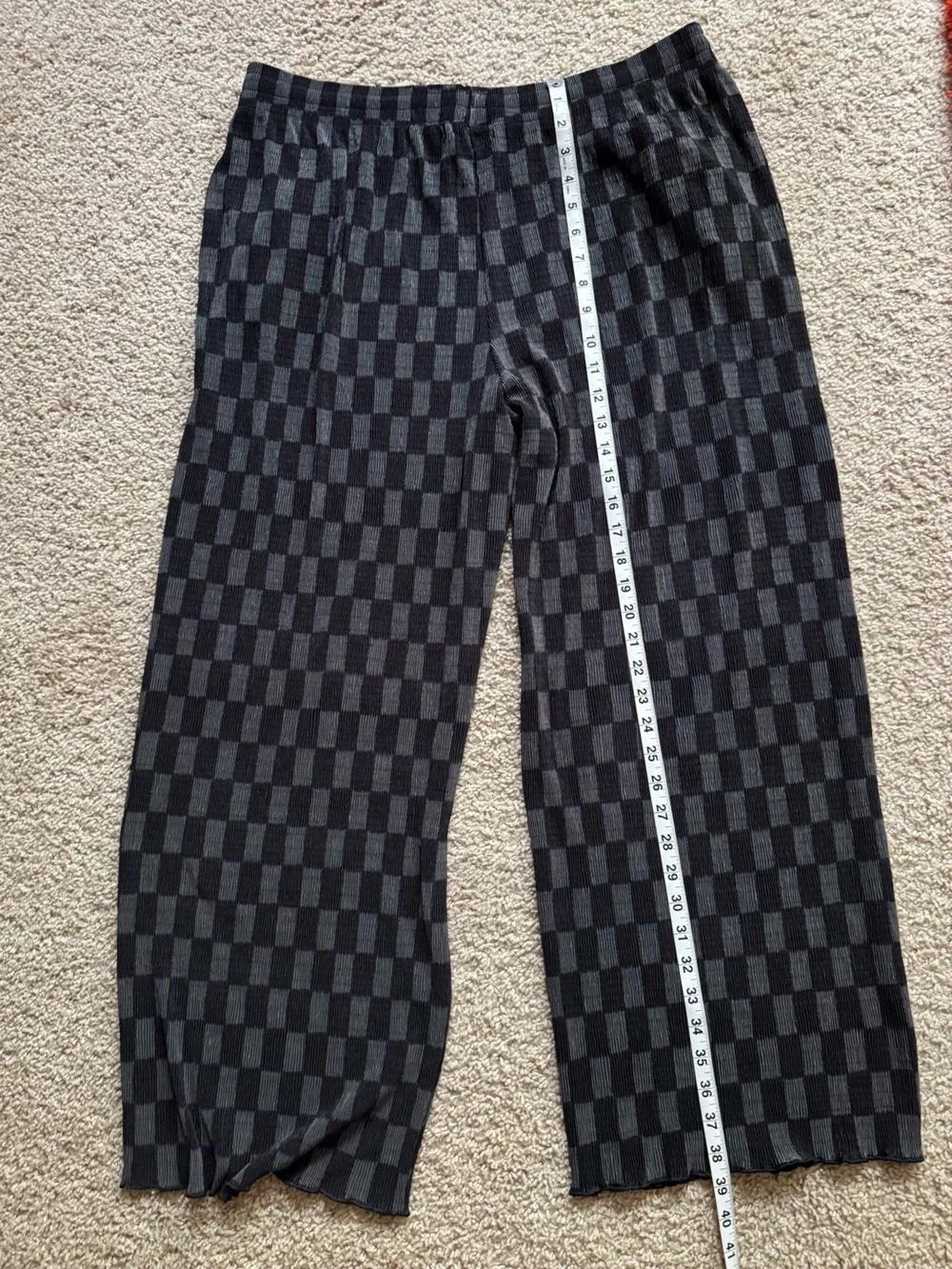 Vans Checkerboard Knit Wide Leg Pants - Black & Charcoal - Picture 9 of 9